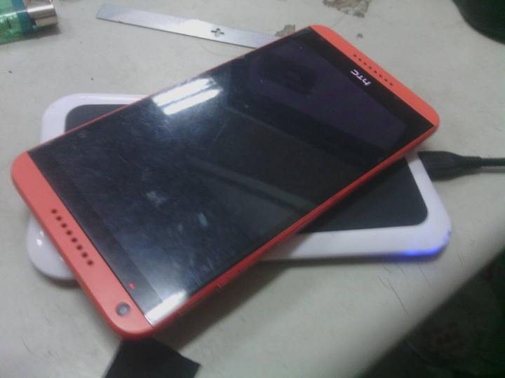 HTC  816  手機改裝無線充電