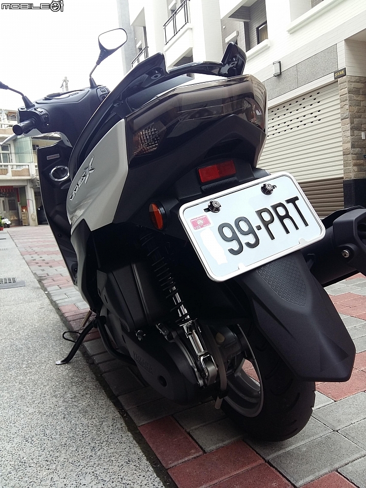 分享有四代勁戰進來蓋大樓吧