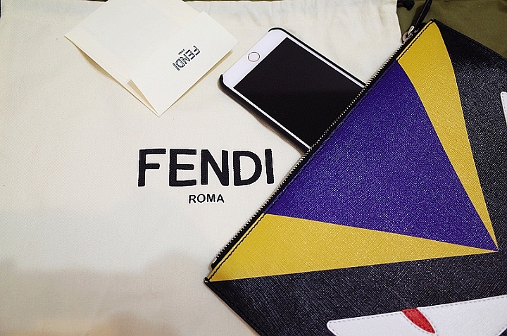 FENDI   怪獸手拿包開箱