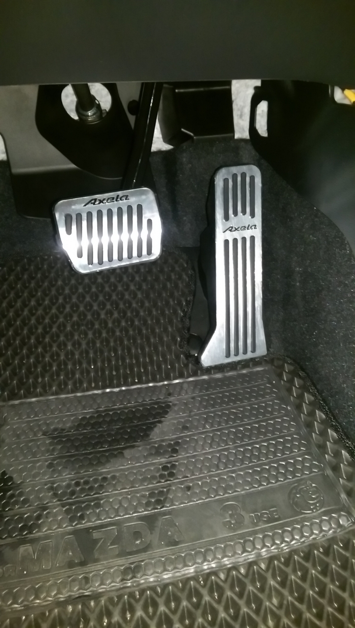 開箱!!!魂動MAZDA3頂級