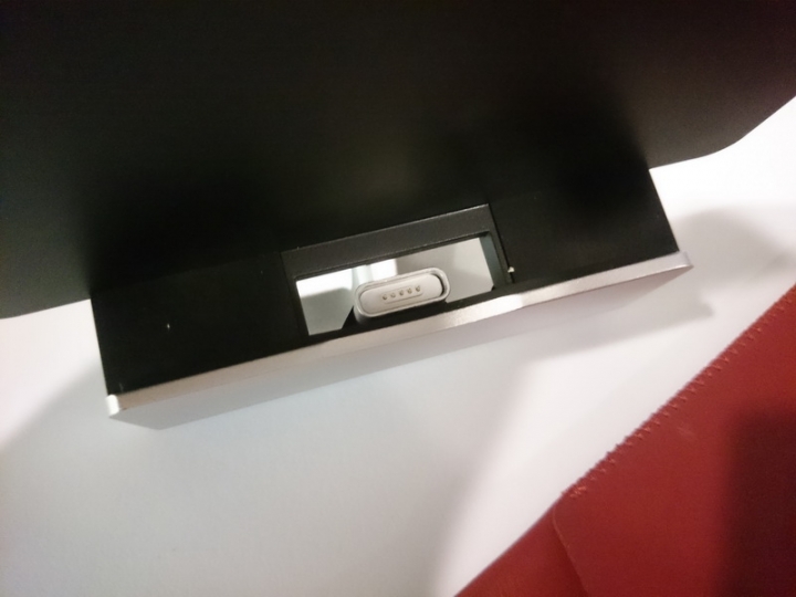 [DIY]Z4 Tablet平板沒磁充？沒關係！我們自己來！