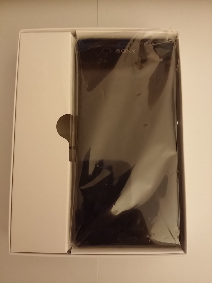 Z3 黑色 < Docomo 版 >
