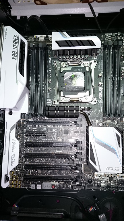 [開箱] Intel i7-5930K+ASUS X99 DELUXE+DDR4 2133 8GX4