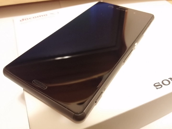 Z3 黑色 < Docomo 版 >