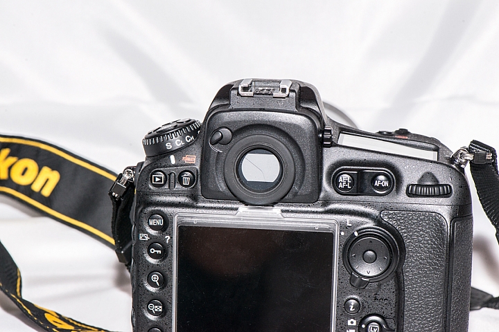 D810A 開箱遲到了