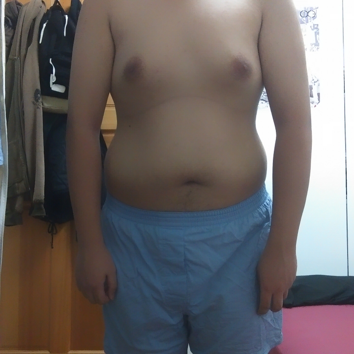 你們覺得照片跟體重機數字是有符合比例嗎 Mobile01