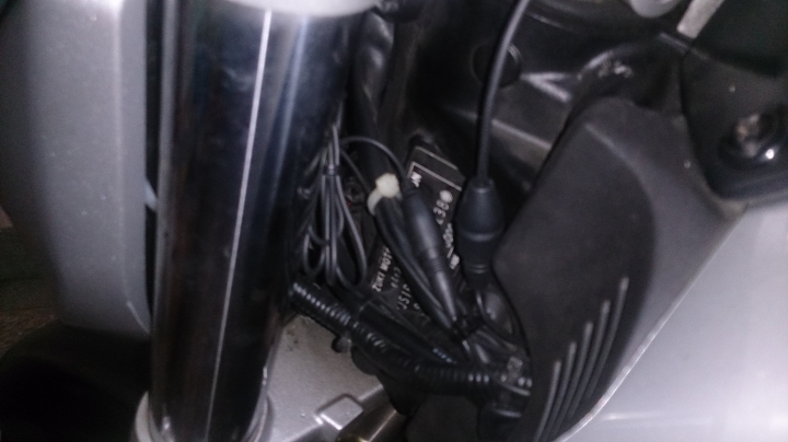 鹹鹹沒事GSR600無線電上身