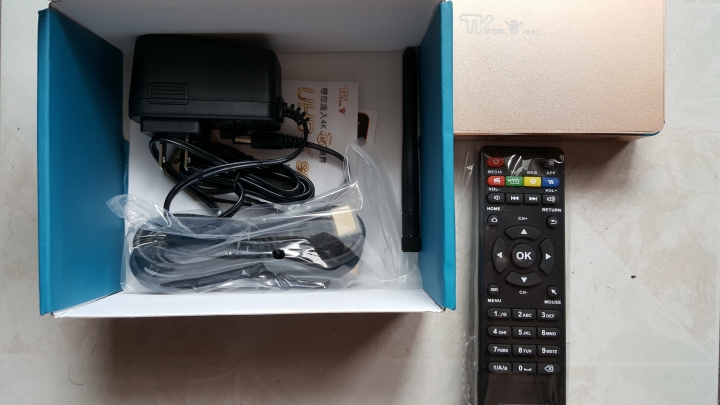 [小開箱]喬帝 彩虹奇機 UHD-K2 Android智慧電視盒(Wifi AC 4K 4G RAM 32G ROM)