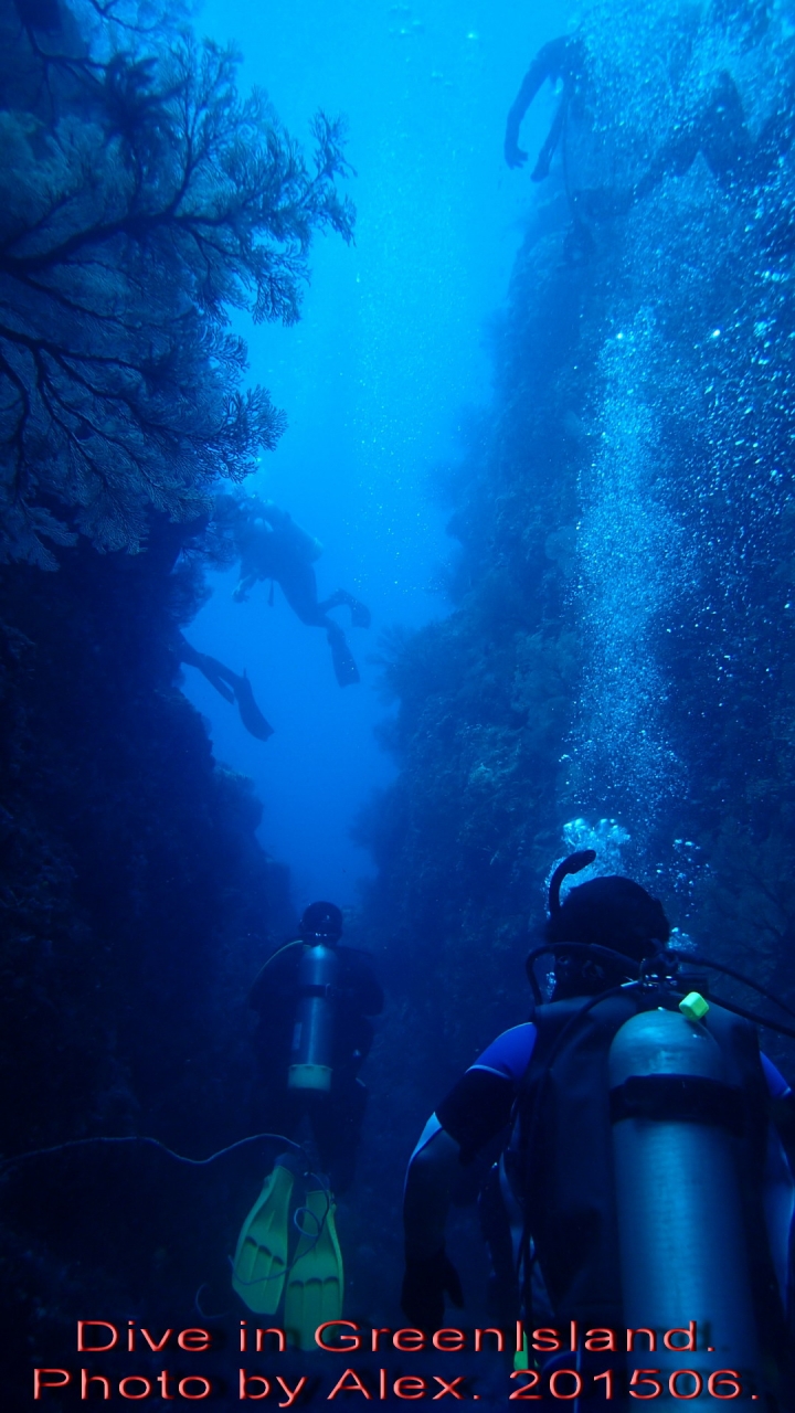 Dive in GreenIsland. 201506.