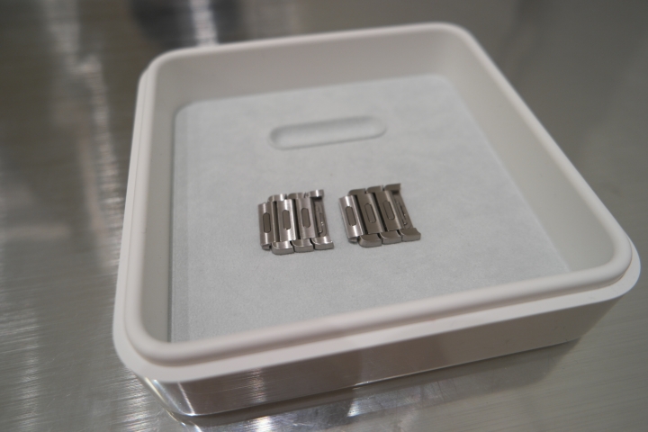 【開箱】AppleWatch 42mm不鏽鋼鏈帶錶