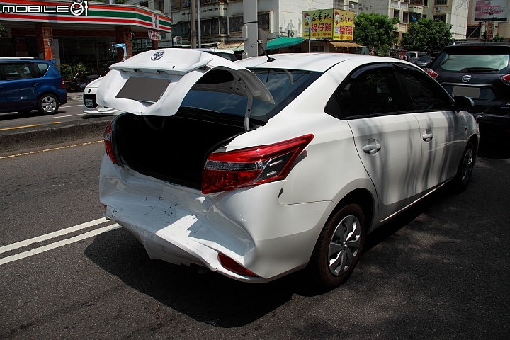 [補充] X-Trail 2.5 4WD 遲來的超心"痛"開箱文 哀!!