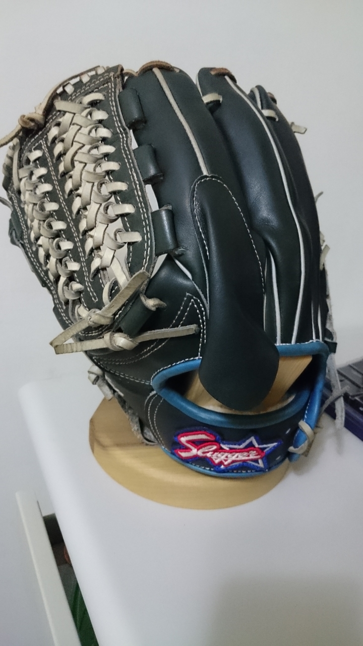 mizuno木製手套架