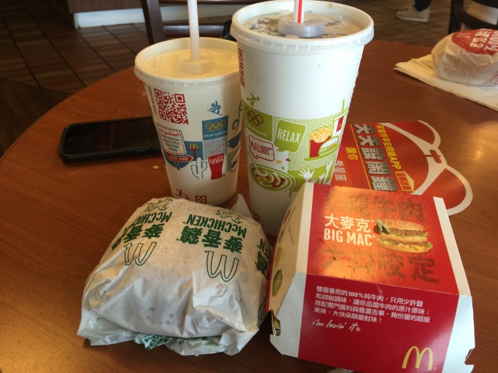 【炫耀文】陪小米吃午餐