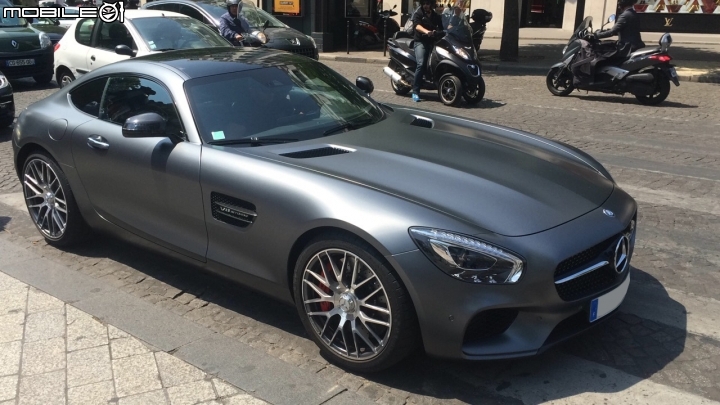 這是AMG GT嗎,路上拍的