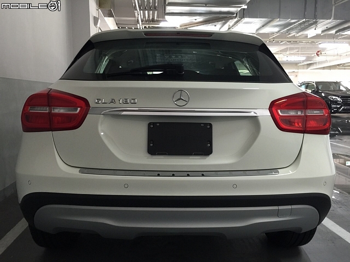 靜不下來 GLA-Class GLA180開箱