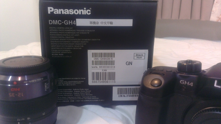 網路買GH4機身，卻來了相機+12-35