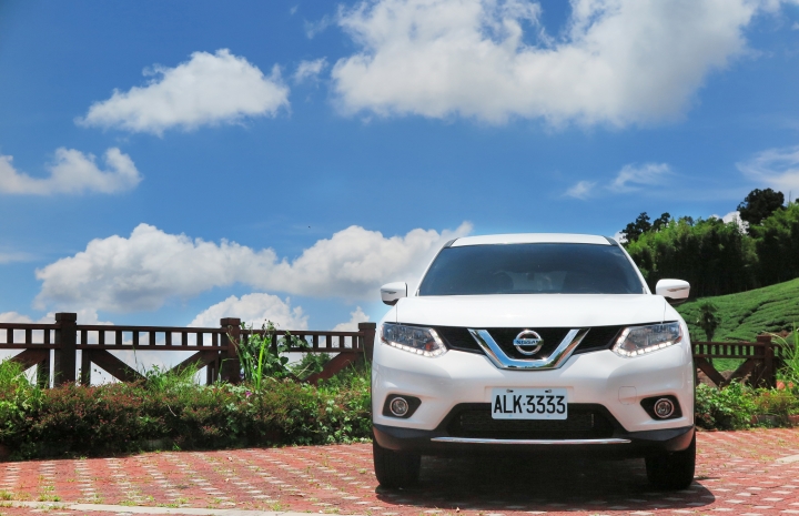 Nissan X-trail 2.0-連假阿里山觀日出