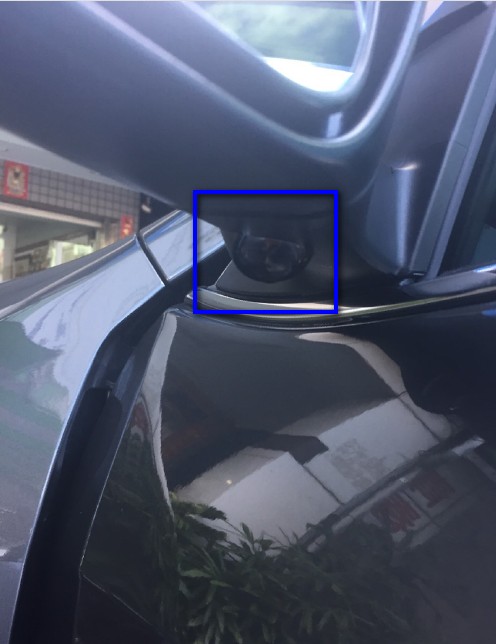 Camry 方向燈下的這個燈什麼時候應該亮? 如何讓他亮?