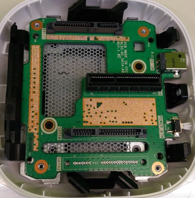 Celeron款的acer Revo one RL85 的第3個sata插槽被閹割...