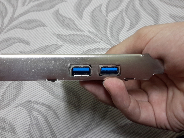 [開箱] 老電腦的飛翔升級~~Uptech UT230 & SC310 擴充卡開箱 (U3S6)