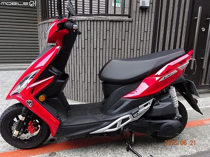 紅通通的小車  VJR 125  不專業開箱文