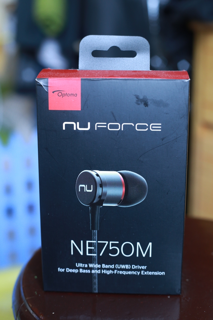 [開箱文]Optoma－NE750M 耳機