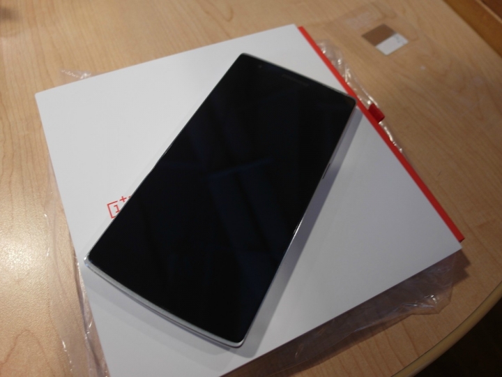 Find 7a的雙生兄弟  一加手機OnePlus One的開箱 體驗 照相分享