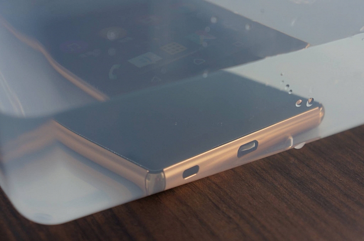  SONY XPERIA Z3 Plus (晨曦金) 小開箱&下水儀式
