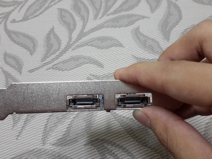 [開箱] 老電腦的飛翔升級~~Uptech UT230 & SC310 擴充卡開箱 (U3S6)