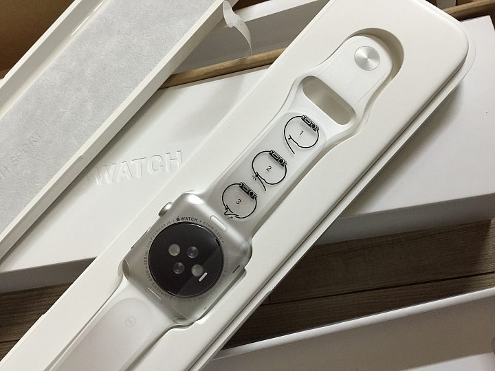 42mm 運動版 Apple Watch 白色 開箱