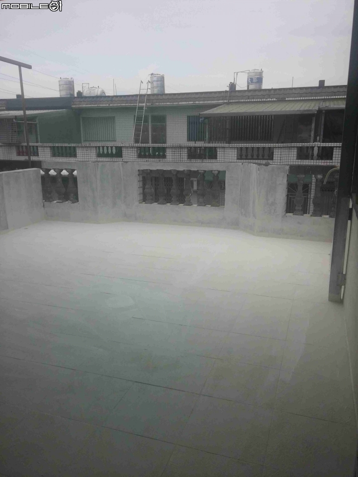 露台漏水 DIY防水施工(矽酸質+彈泥)分享