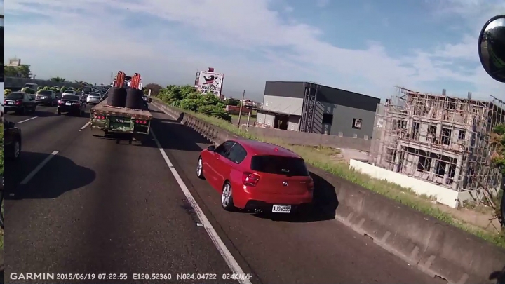 為什麼檢舉這些車輛走路肩沒有開罰?