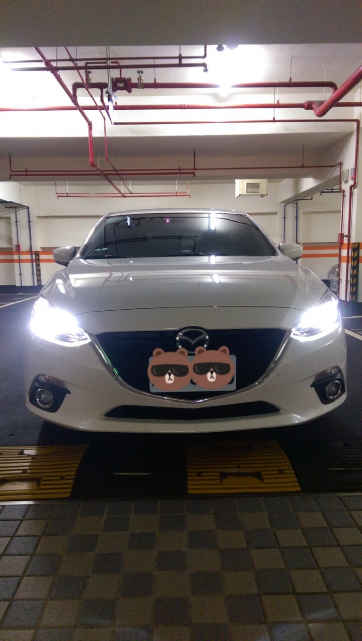 開箱!!!魂動MAZDA3頂級