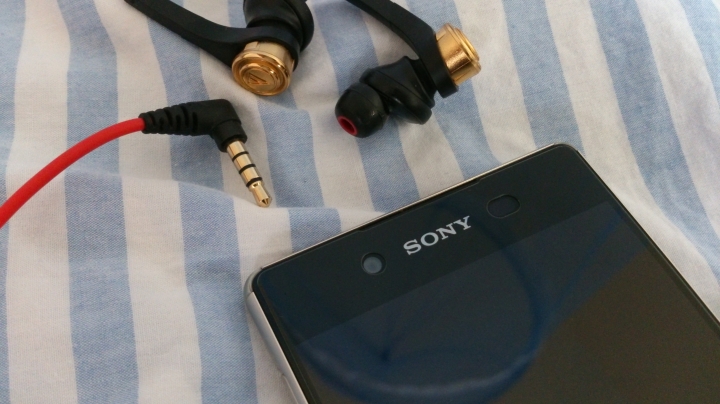 Z3+天空藍外觀細節美型開箱