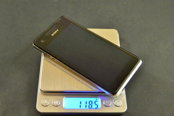 sony m4 雪白開箱 與 sony v 雪白關箱