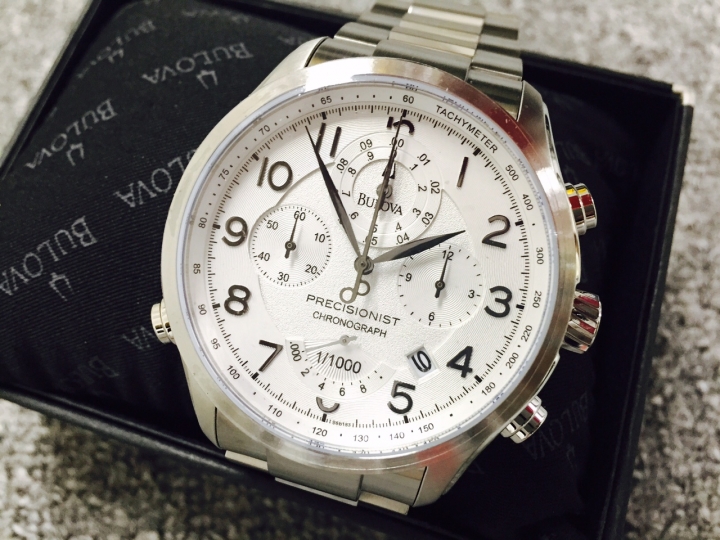 [簡單開箱] Bulova寶路華Precisionist 系列46MM錶盤