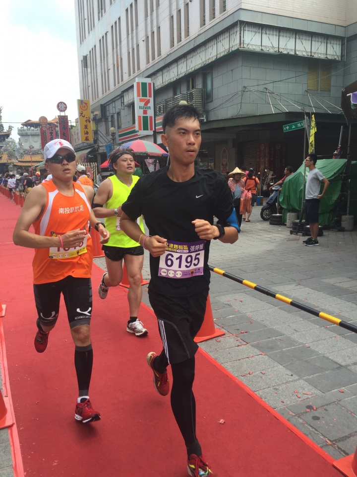 2015北港馬拉松照片（手機隨手拍）