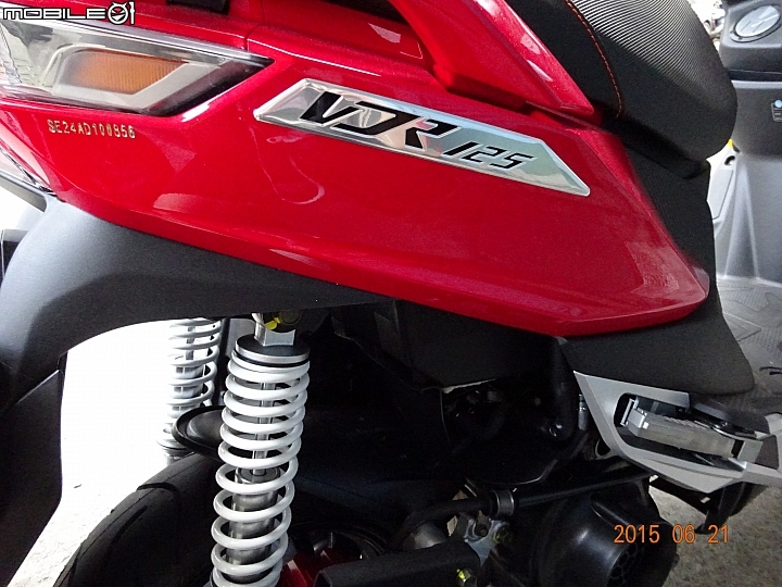 紅通通的小車  VJR 125  不專業開箱文