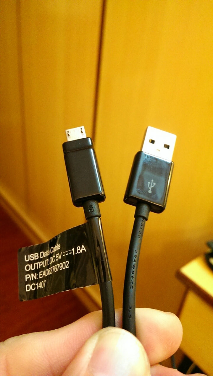one max用了飛宏2A充電器+LG的線材 為何還是充不快?