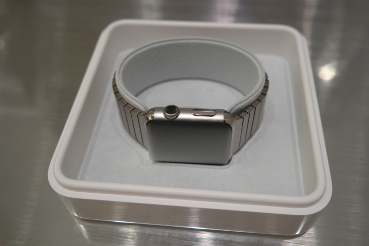 【開箱】AppleWatch 42mm不鏽鋼鏈帶錶