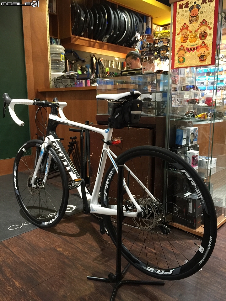 [極簡開箱] 2016 Giant Defy Advanced 2