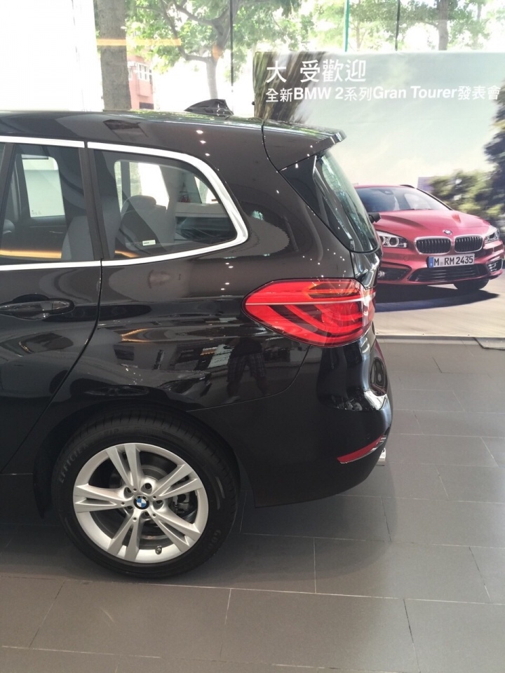 BMW 2GT 乘坐空間與賞車心得 ［圖多］