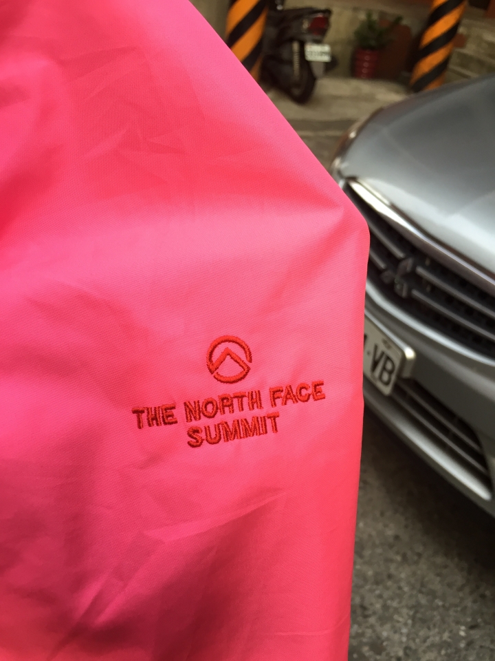 關於The North Face真偽問題 拜託各位了
