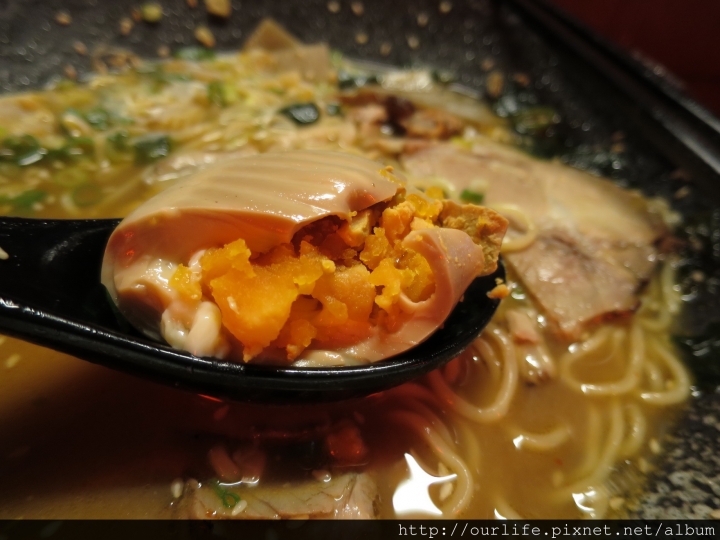 深夜食堂．湯濃肉嫩麵Q滑的京都風味噌叉燒拉麵@極の味道拉麵