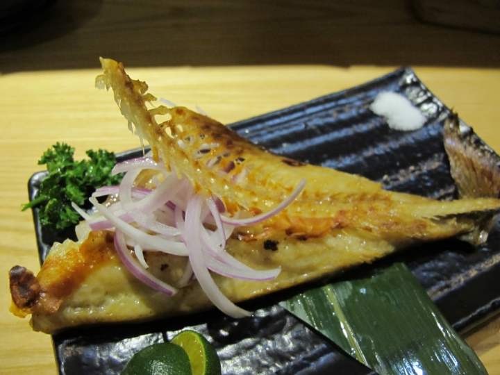 [食記] 二訪 旅．東京 travel 鐵板小料理!吃過會上癮!