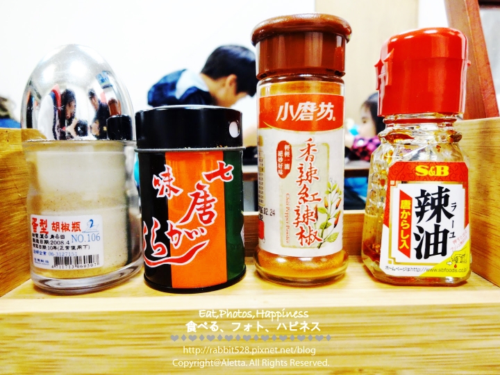 [ 捷運淡水站 ] 到淡水必吃的彩ラーメン．日式拉麵專賣店