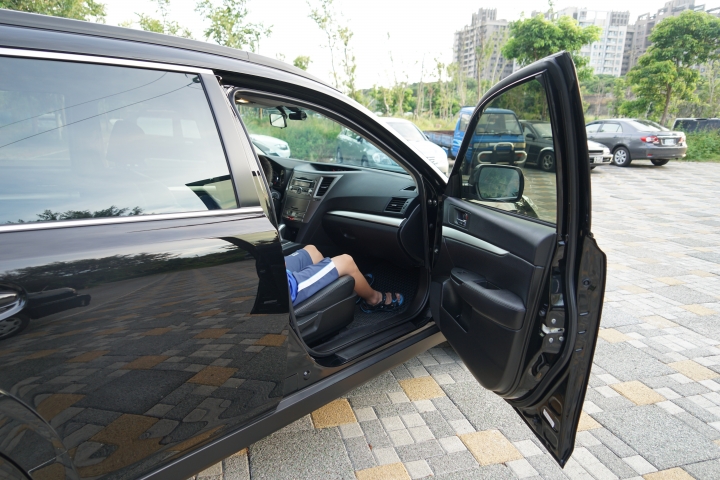 [2017更換電瓶] 2010 Subaru Outback 2.5i