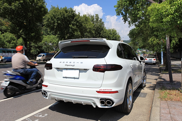 2015 Cayenne TechArt Body kit 1 開箱@TW
