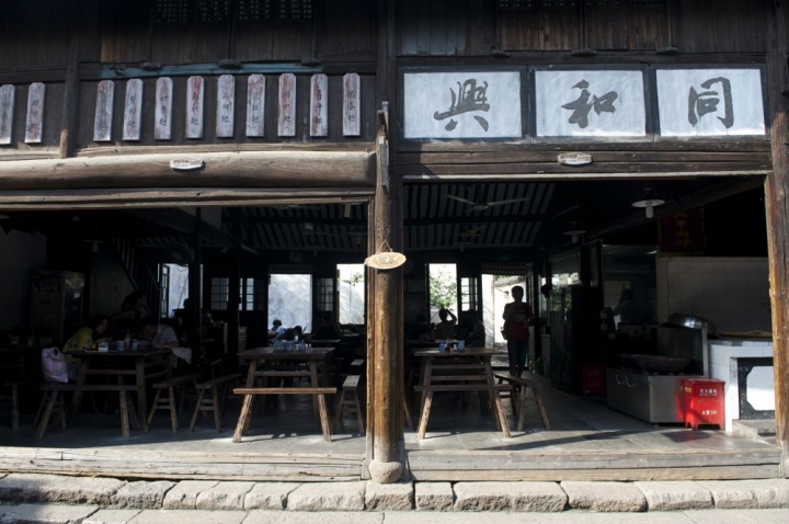 廉頗老矣，尚能飯否——Nikon D700隨記