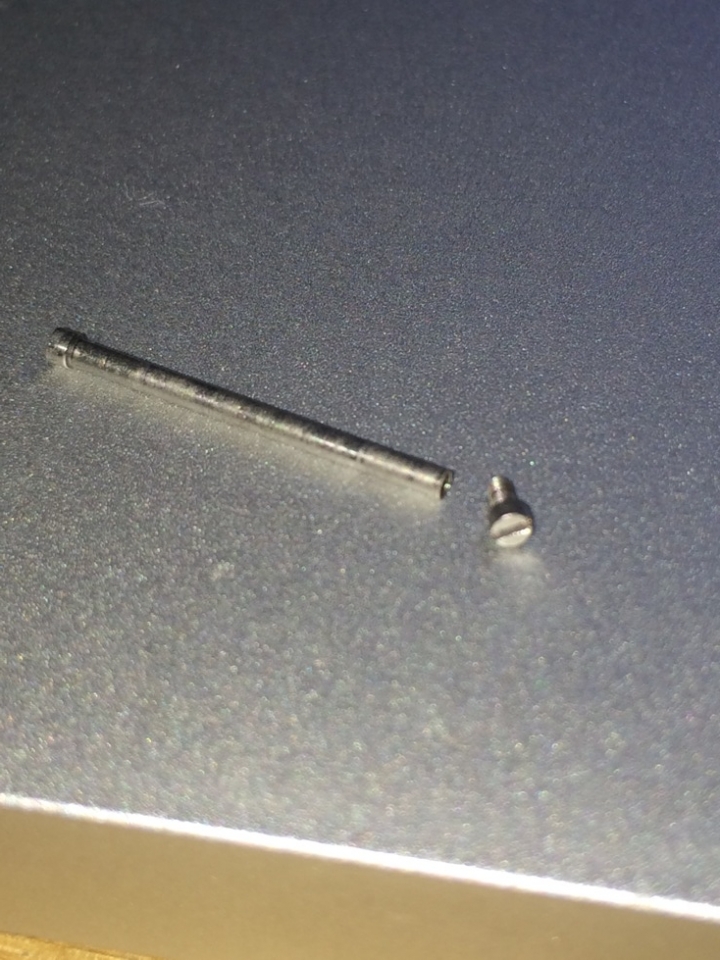 請益：請問鍊帶上這個零件叫什麼 ? 買得到嗎?